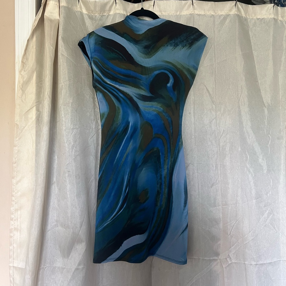 PrettyLittleThing Blue & Teal Marble Print Bodycon Dress